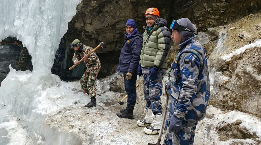 हिउँ पन्छाएर नार्पाभूमि जाने बाटो खुलाइयो