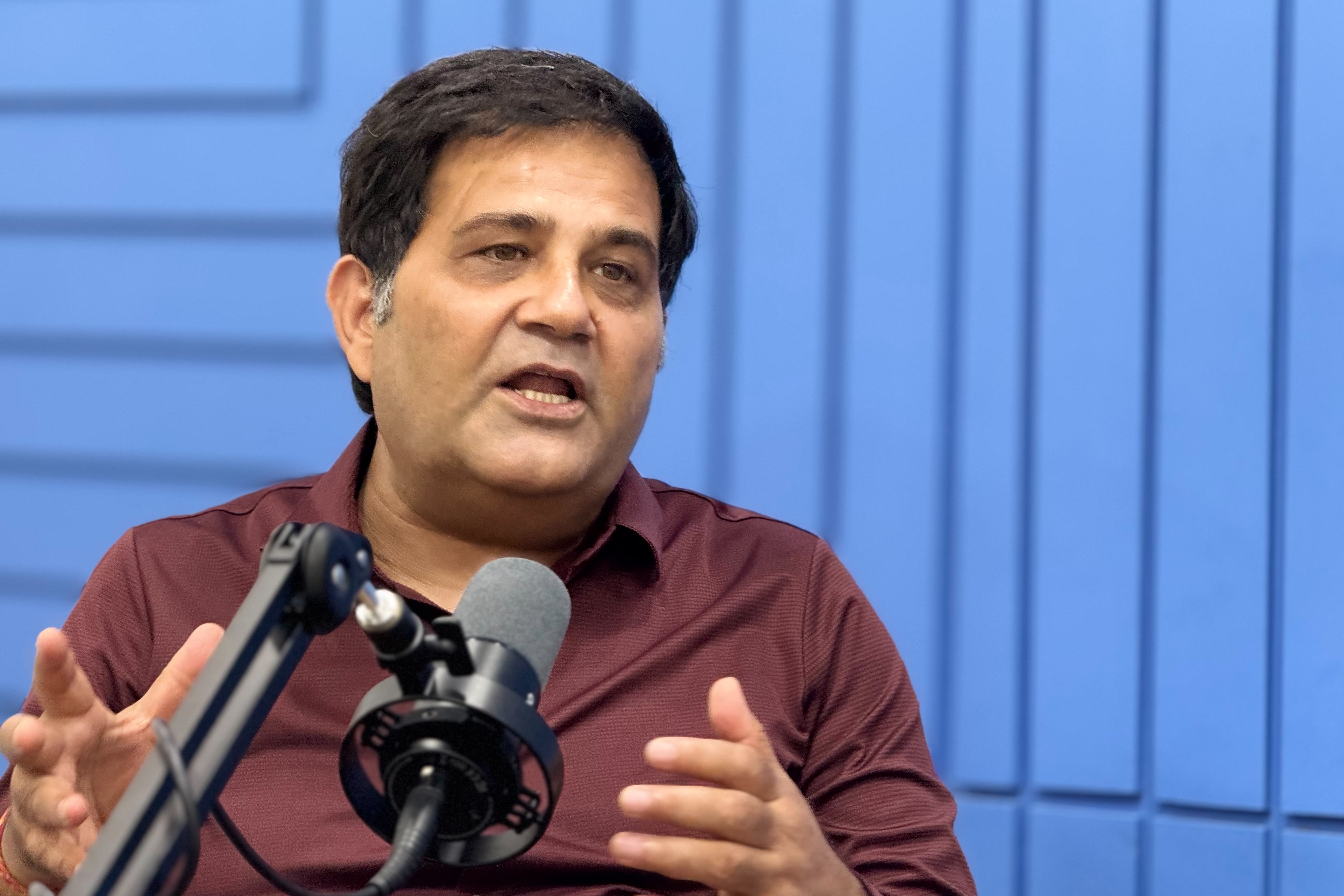 ‘किसुनजी र केपी ओली हामीलाई जित्ने कमेडियन हुन्’ (भिडियोसहित)