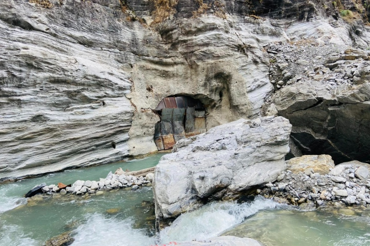 मनसुन अवधिभरका लागि बन्द भयो मेलम्ची