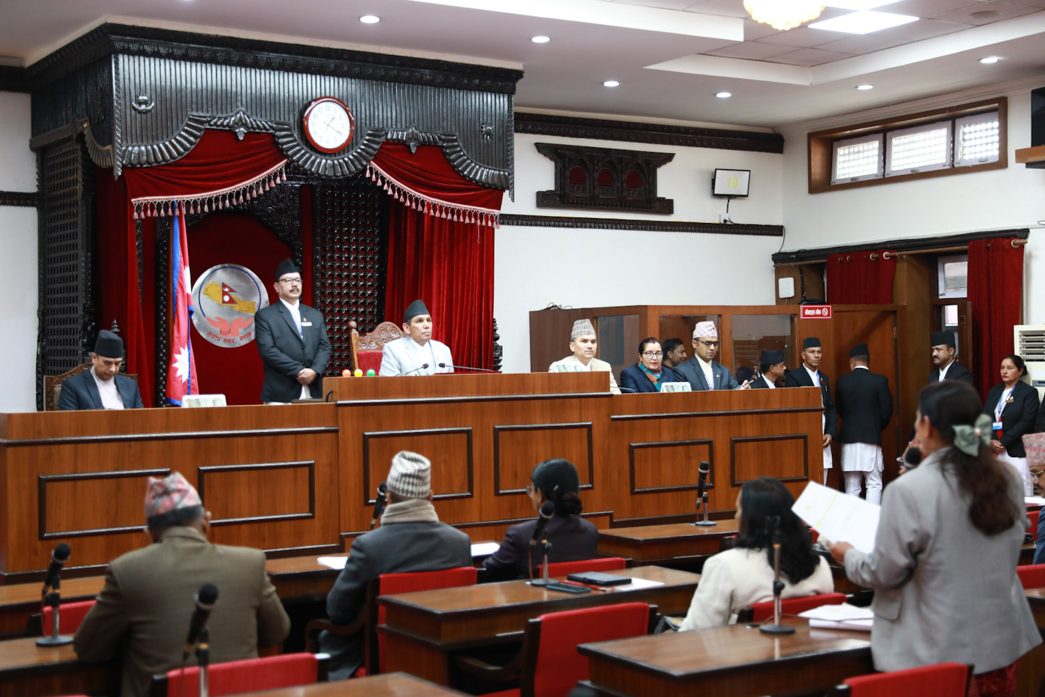 छानबिन आयोगको प्रगतिबारे सदनलाई जानकारी गराउन माग