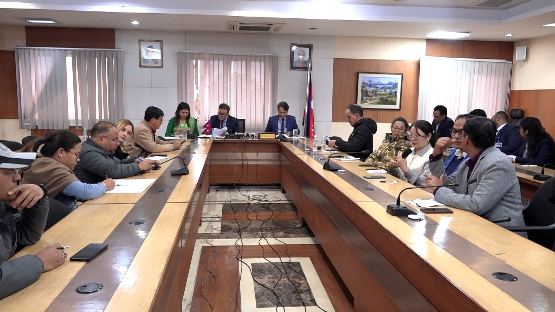 समस्यामा परेका नेपालीको उद्धारका लागि 'इमर्जेन्सी रेस्पोन्स टिम' गठन