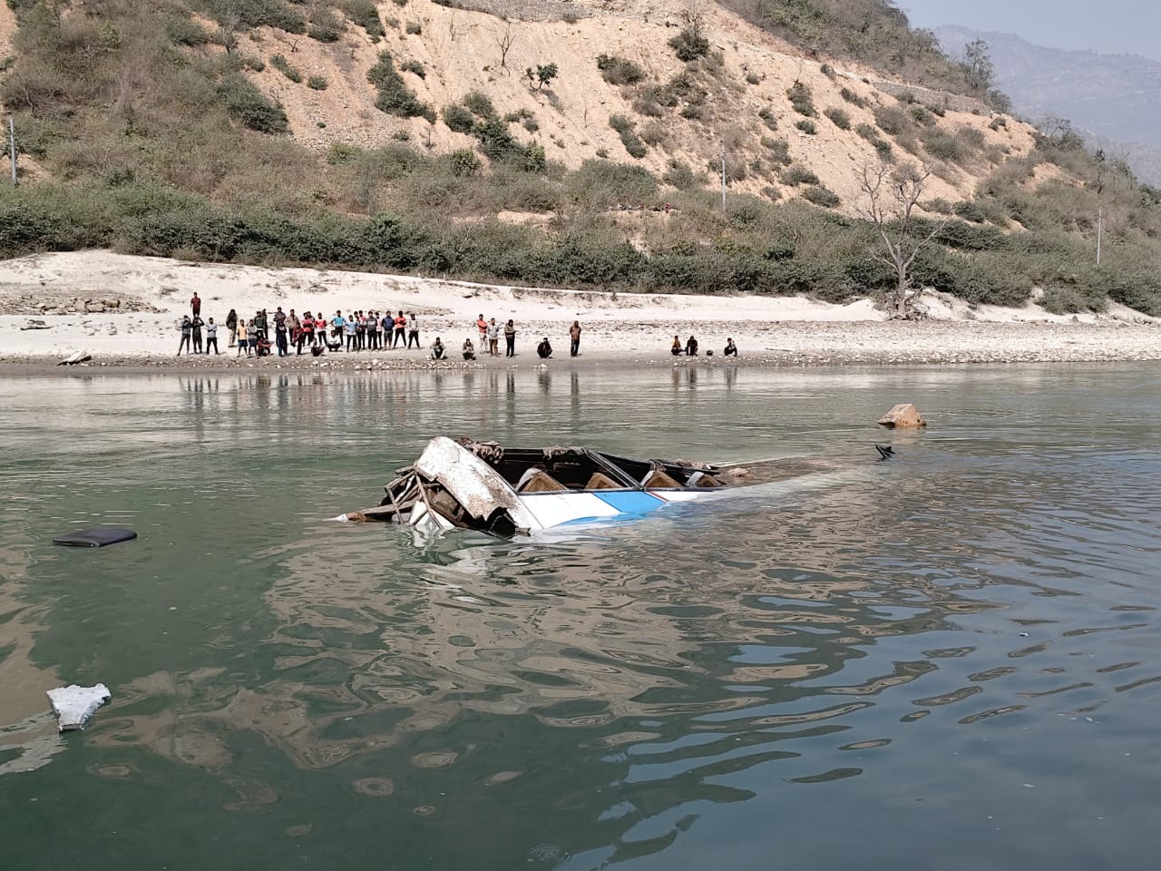 सडक दुर्घटनाको सत्यतथ्य छानबिन गर्न यातायात व्यवसायीको माग