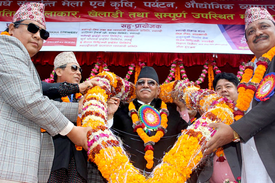 २०७६ सालमा धनगढीको एक कार्यक्रममा प्रचण्ड।