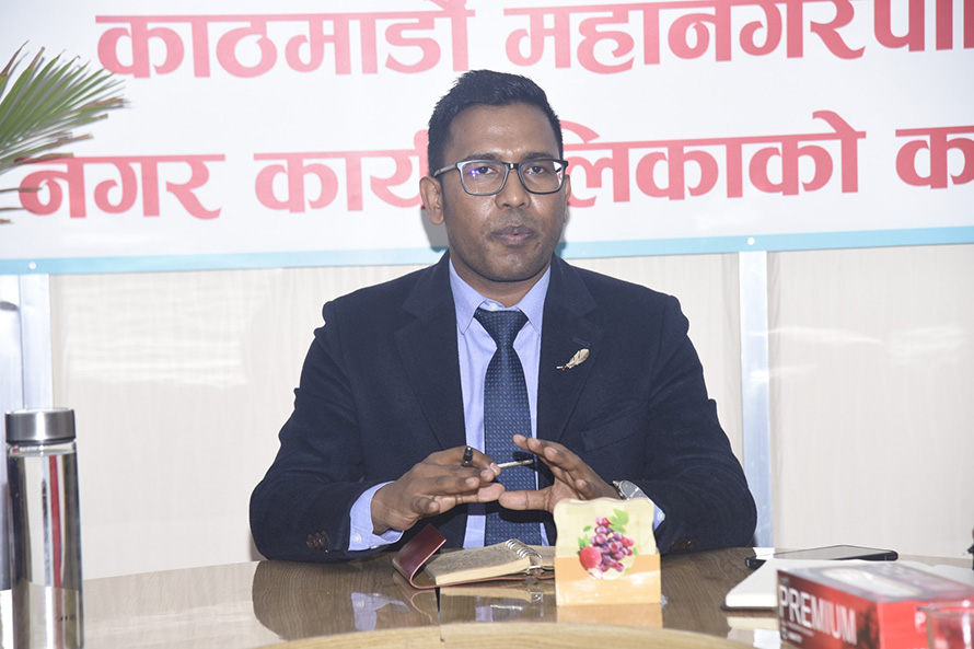 काठमाडौँ महानगरका तत्कालीन प्रमुख प्रशासकीय अधिकृतसहित ७ जनालाई भ्रष्टाचार मुद्दामा सफाइ