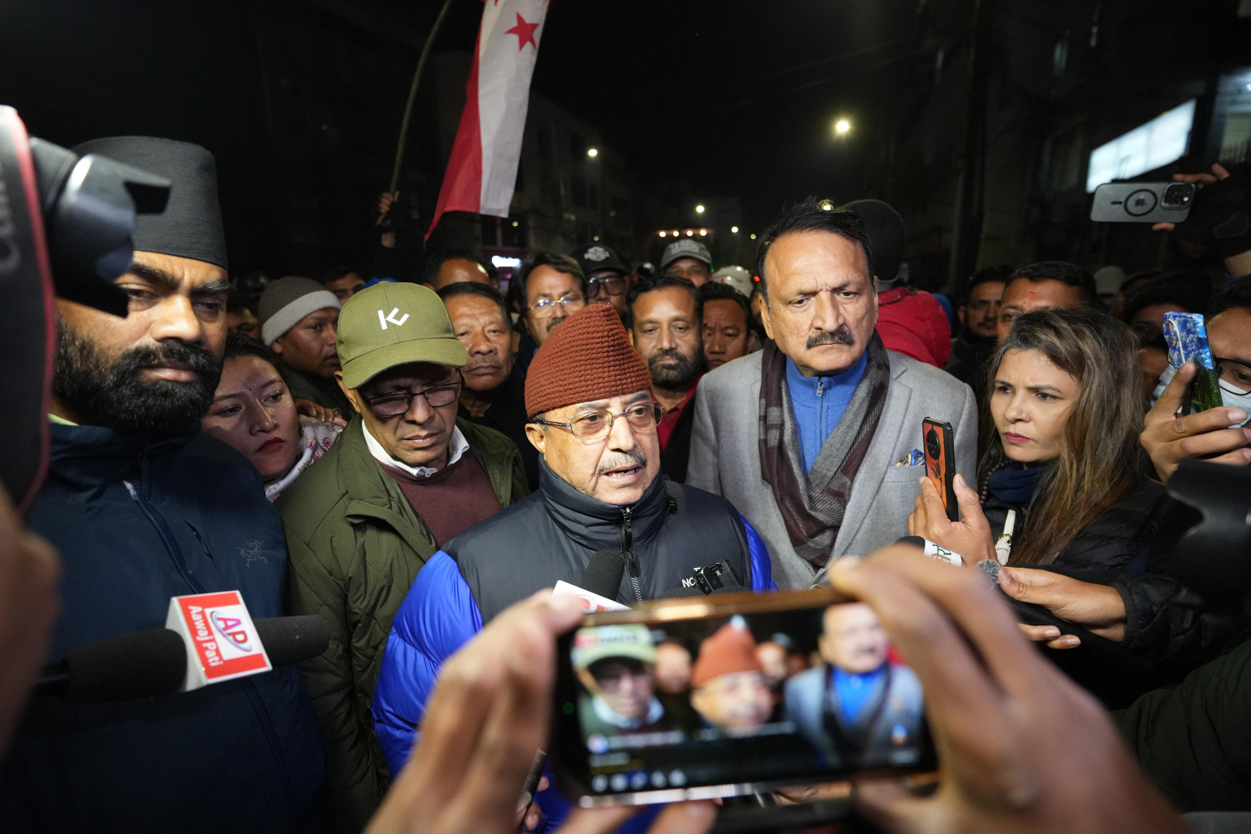 आयोगको निर्णय मान्य छैन, कानूनी प्रक्रियामा जान्छौँ : पूर्णबहादुर खड्का