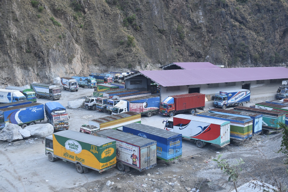 रसुवा भन्सारमा एमआरपी विवाद सुल्झियो, २ दिनमा साढे ६ करोड राजस्व संकलन