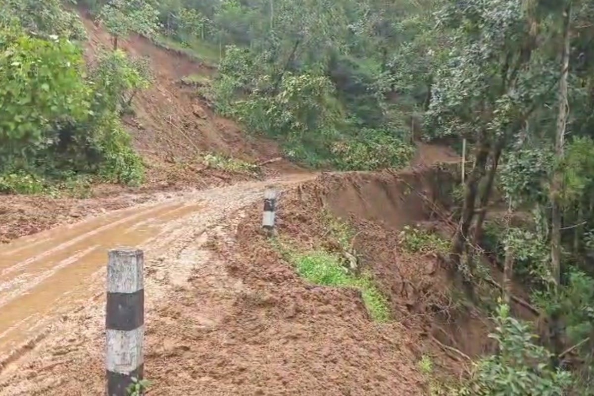 क्षतिग्रस्त सडक पुनर्निर्माण गर्न १२ अर्ब ३८ करोड लाग्ने अनुमान