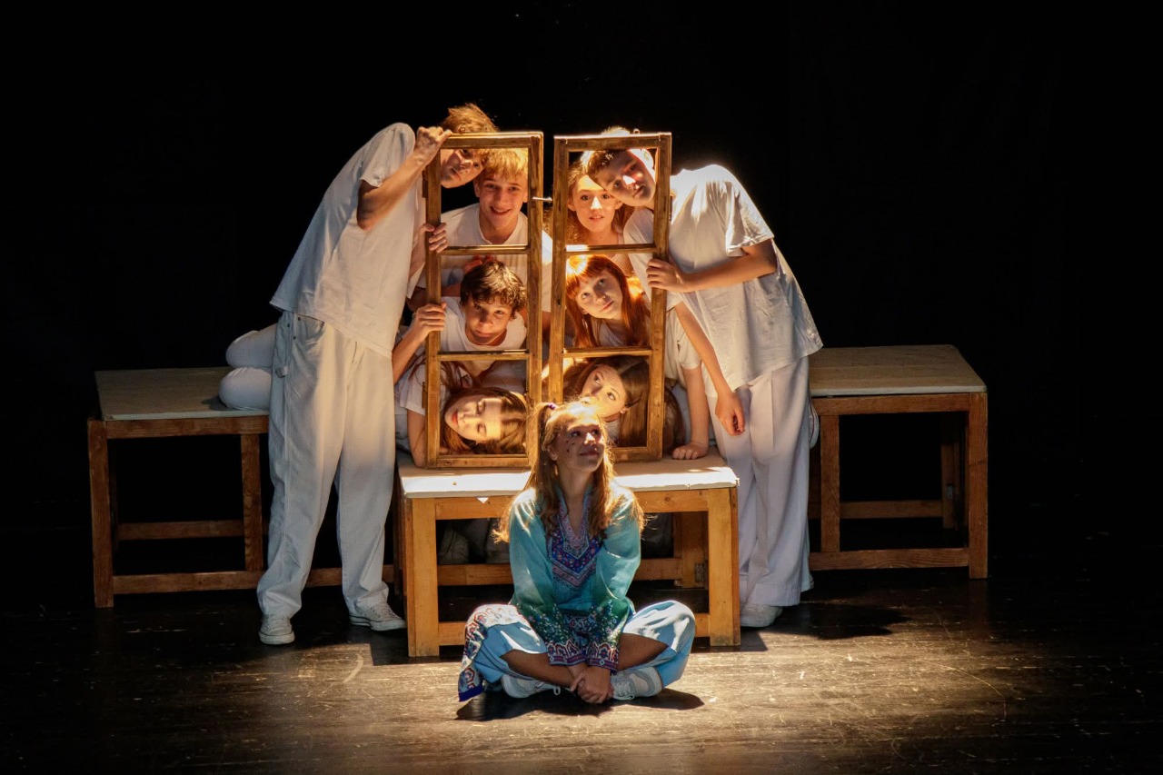 स्लोभाकियाबाट सन्देशः ‘गिभ पावर टु द पिपल’