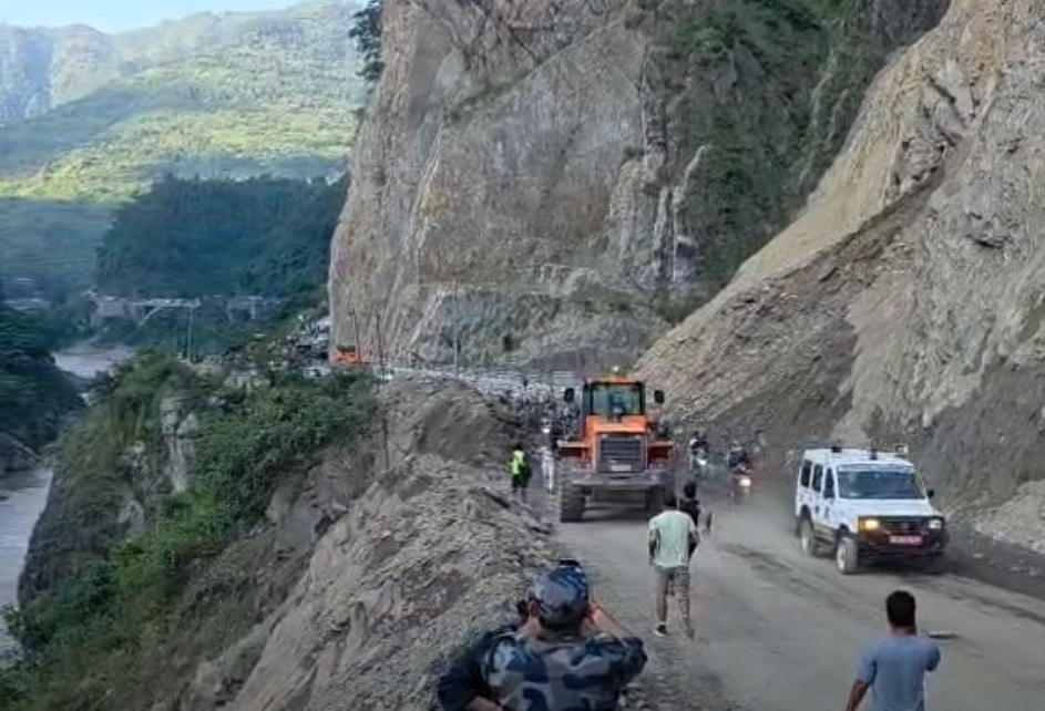 नारायणगढ–मुग्लिन सडकखण्ड सञ्चालनमा